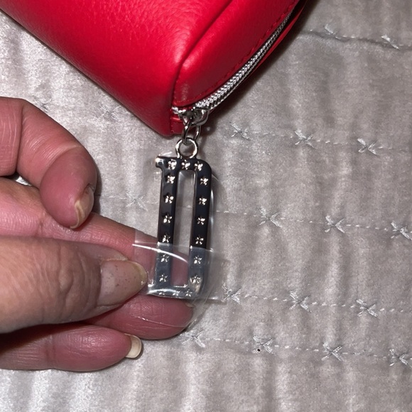 Brand new Christian Dior case - Picture 3 of 7